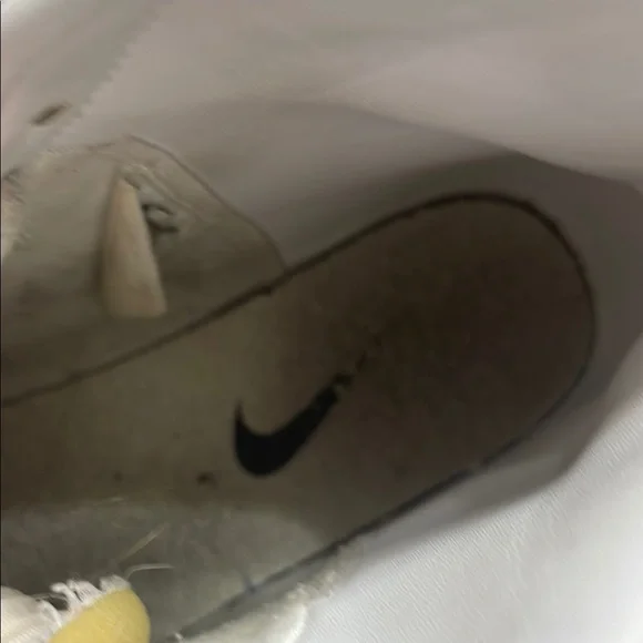 Nike all white blazers - Picture 6 of 13